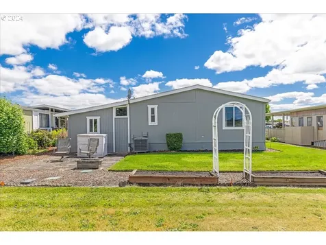 1302 Mountain View Drive Forest Grove OR 97116