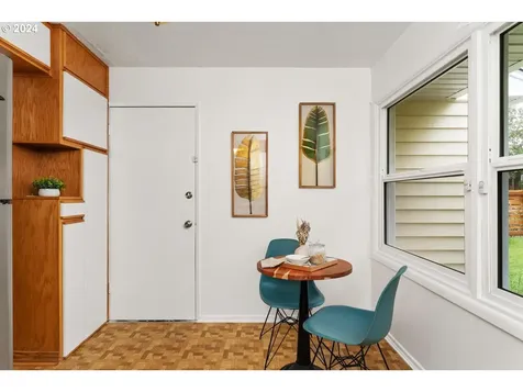 1207 Ne 59th Avenue Portland OR 97213