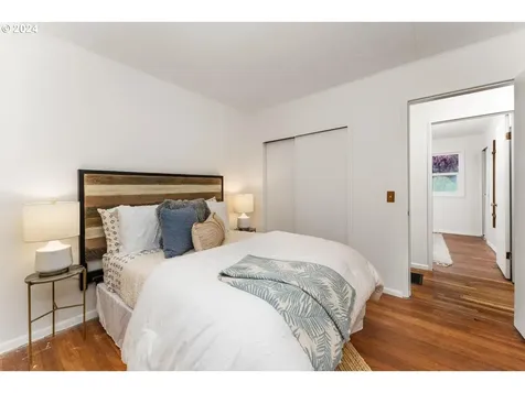 1207 Ne 59th Avenue Portland OR 97213
