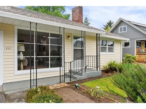 1207 Ne 59th Avenue Portland OR 97213