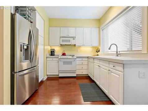 2136 Nw Cedar View Lane Portland OR 97229