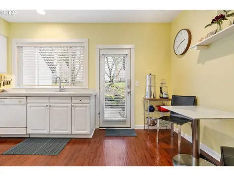 2136 Nw Cedar View Lane Portland OR 97229