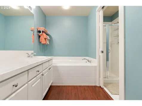 2136 Nw Cedar View Lane Portland OR 97229