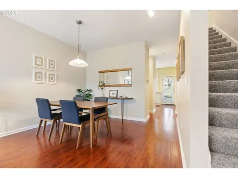 2136 Nw Cedar View Lane Portland OR 97229