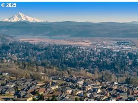764 W Y Street Washougal WA 98671