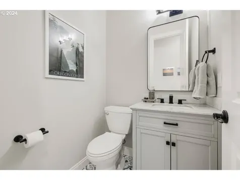 764 W Y Street Washougal WA 98671
