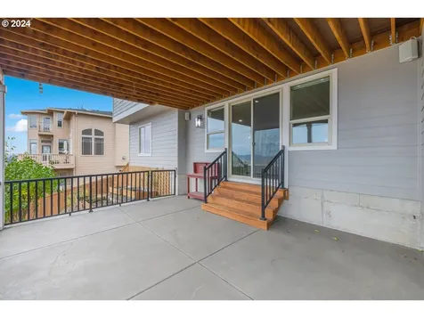 764 W Y Street Washougal WA 98671