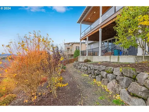764 W Y Street Washougal WA 98671