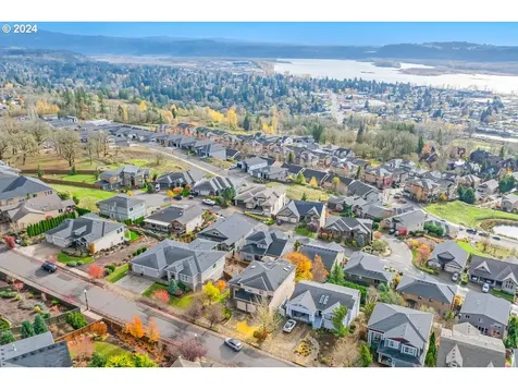 764 W Y Street Washougal WA 98671