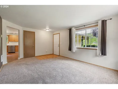 422 10th Street Washougal WA 98671