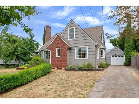 1535 N Emerson Street Portland OR 97217