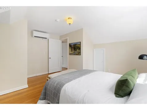 1535 N Emerson Street Portland OR 97217