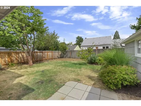 1535 N Emerson Street Portland OR 97217