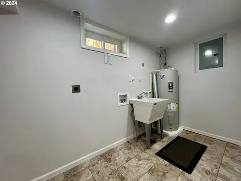 1200 E 11th Street The Dalles OR 97058