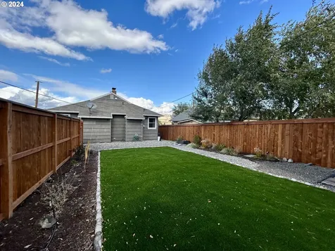 1200 E 11th Street The Dalles OR 97058