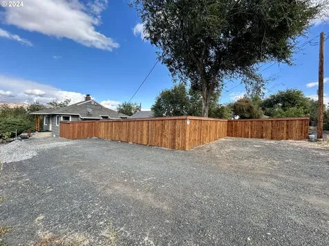 1200 E 11th Street The Dalles OR 97058