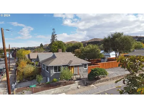 1200 E 11th Street The Dalles OR 97058