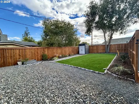 1200 E 11th Street The Dalles OR 97058