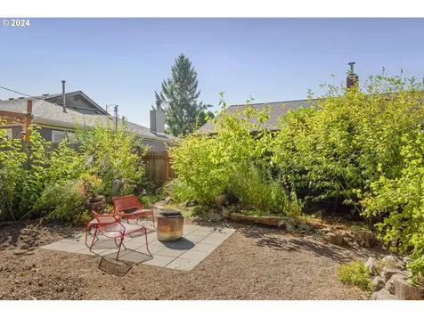 10901 Ne Eugene Street Portland OR 97220