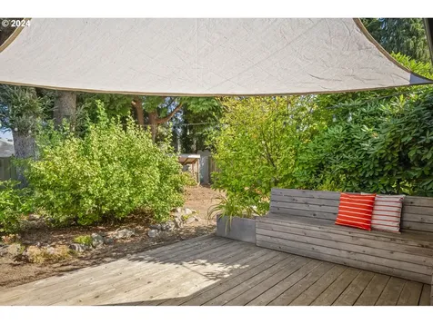 10901 Ne Eugene Street Portland OR 97220