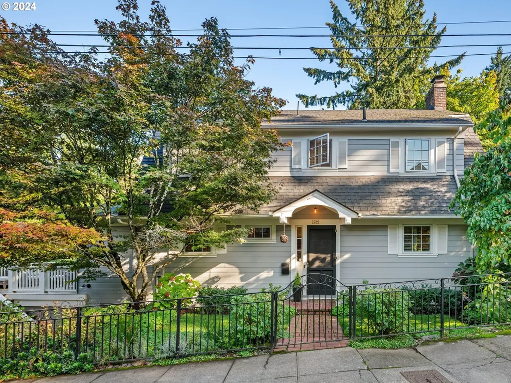 2732 SW Talbot Road Portland OR 97201
