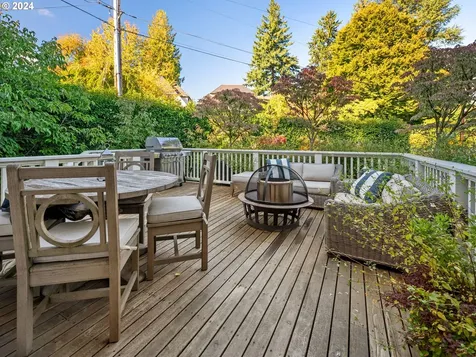 2732 SW Talbot Road Portland OR 97201