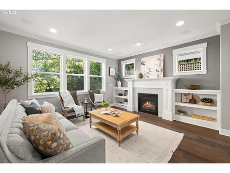 3949 SE Lambert Street Portland OR 97202