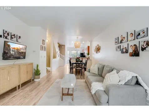 7898 Sw Pickleweed Lane Portland OR 97224