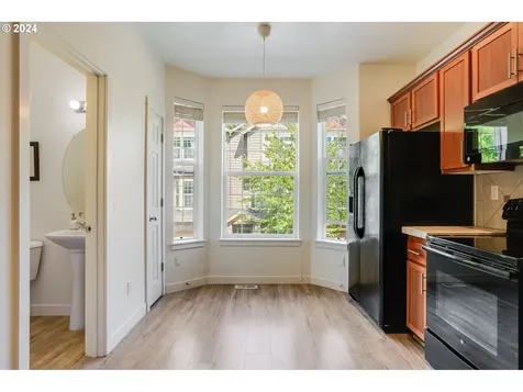 7898 Sw Pickleweed Lane Portland OR 97224
