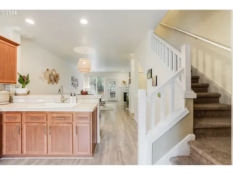 7898 Sw Pickleweed Lane Portland OR 97224