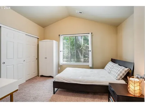 7898 Sw Pickleweed Lane Portland OR 97224