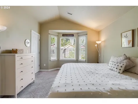 7898 Sw Pickleweed Lane Portland OR 97224