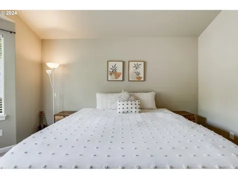 7898 Sw Pickleweed Lane Portland OR 97224