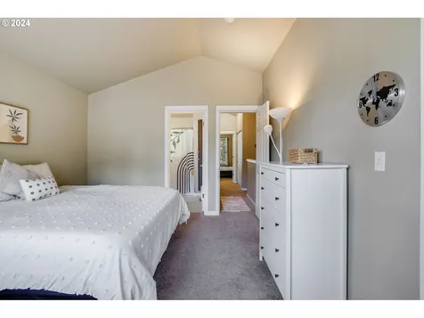 7898 Sw Pickleweed Lane Portland OR 97224