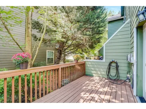 7898 Sw Pickleweed Lane Portland OR 97224