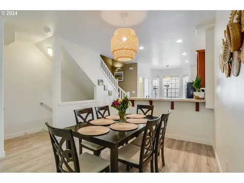 7898 Sw Pickleweed Lane Portland OR 97224
