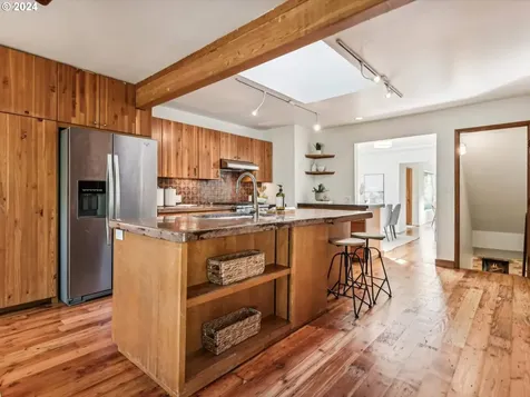 1964 SE 21st Avenue Portland OR 97214