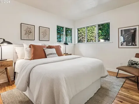1964 SE 21st Avenue Portland OR 97214