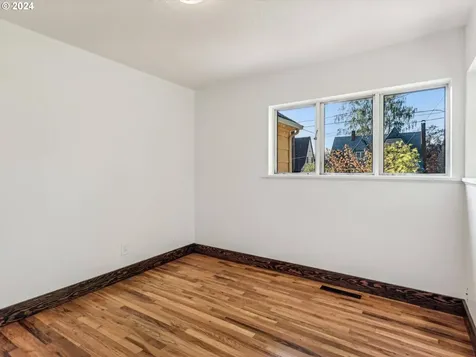1964 SE 21st Avenue Portland OR 97214