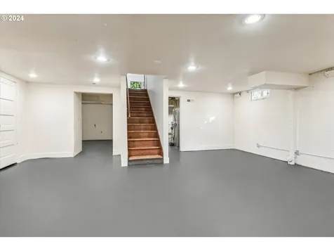 1964 SE 21st Avenue Portland OR 97214