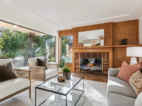 1964 SE 21st Avenue Portland OR 97214