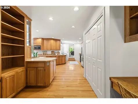3125 Sw Arnold Street Portland OR 97219