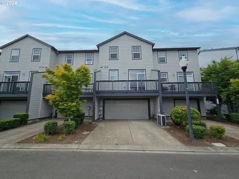 3230 SE Brookwood Avenue Hillsboro OR 97123
