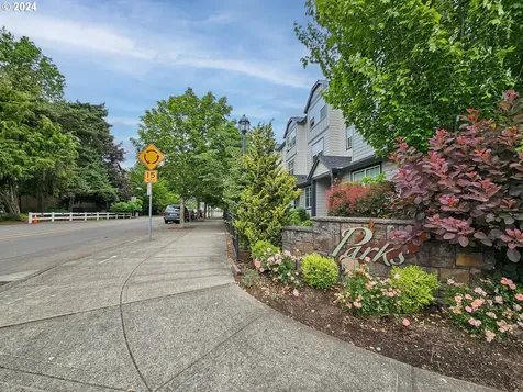 3230 SE Brookwood Avenue Hillsboro OR 97123