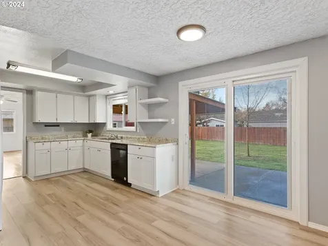 2705 NW 104th Street Vancouver WA 98685