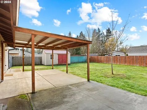2705 NW 104th Street Vancouver WA 98685