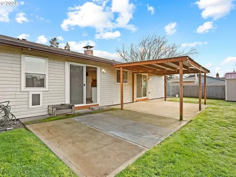 2705 NW 104th Street Vancouver WA 98685