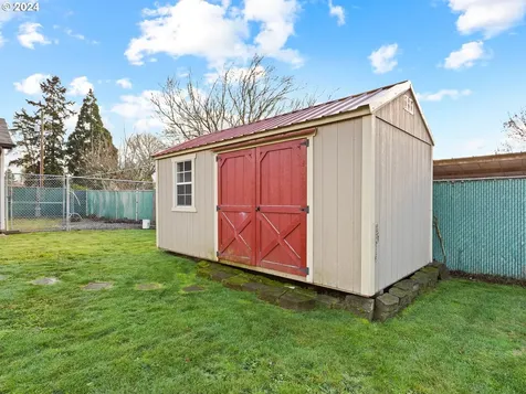 2705 NW 104th Street Vancouver WA 98685
