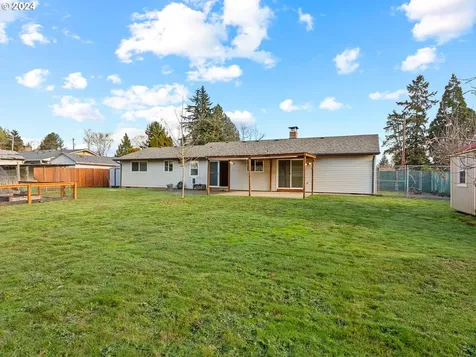2705 NW 104th Street Vancouver WA 98685