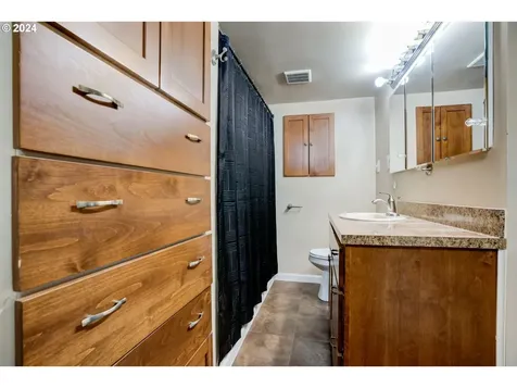 4963 SE Bybee Boulevard Portland OR 97206